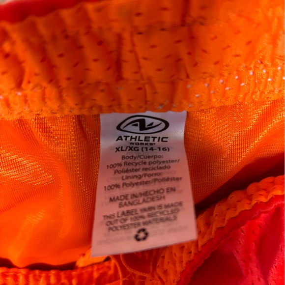 BOY’S ORANGE SHORTS - Picture 3 of 3